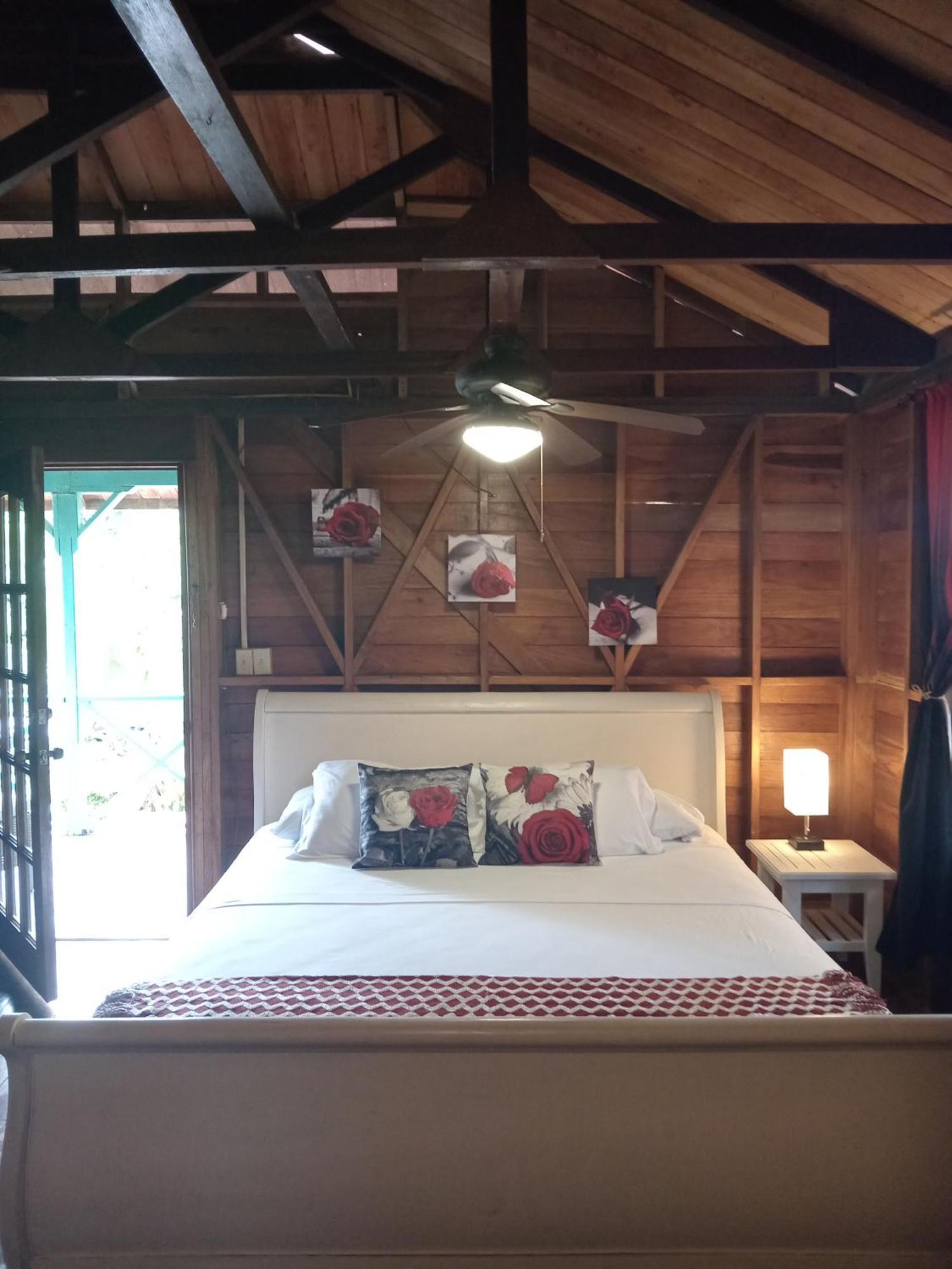 Villa Bahia Del Sol Bocas Town Kültér fotó